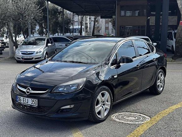 DEĞİŞENSİZ İLK SAHİBİNDEN DÜŞÜK KM KREDİ KARTINA 12AY TAKSİT