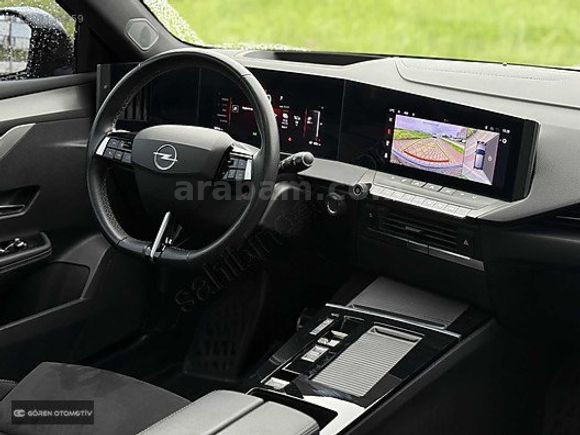 GÖREN OTOMOTİV 2023 OPEL ASTRA-e ULTIMATE CAM TVN HATASIZ