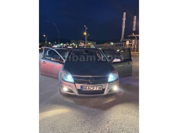 Sahibinden Opel Astra 1.6 Enjoy 111.Yıl 2011 Model 