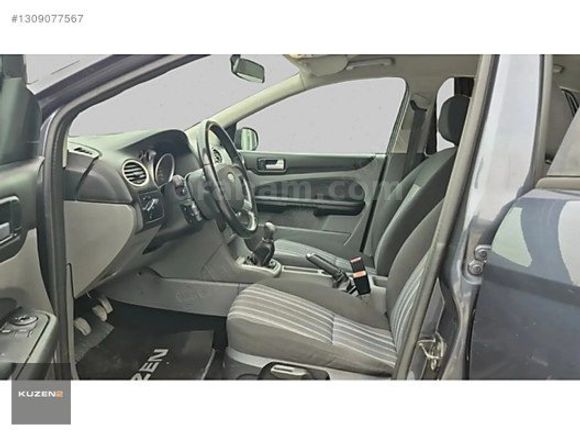 KUZEN2 MERKEZ 2011 FORD FOCUS 1.6 COMFORT