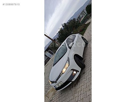 TOYOTA COROLLA 2017 YENİ KASA ÖZEL PLAKA