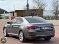 PODIUM AUTO 2023 SÜPER-B PRESTİJ CAM TAVAN K.ISITMA GERİ GRŞ