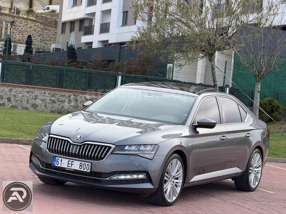 PODIUM AUTO 2023 SÜPER-B PRESTİJ CAM TAVAN K.ISITMA GERİ GRŞ
