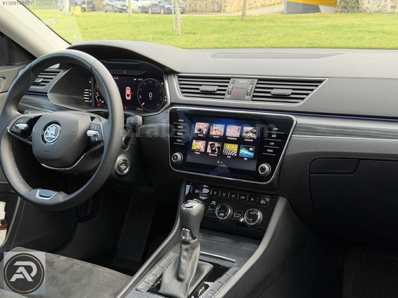 PODIUM AUTO 2023 SÜPER-B PRESTİJ CAM TAVAN K.ISITMA GERİ GRŞ