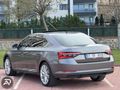 PODIUM AUTO 2023 SÜPER-B PRESTİJ CAM TAVAN K.ISITMA GERİ GRŞ