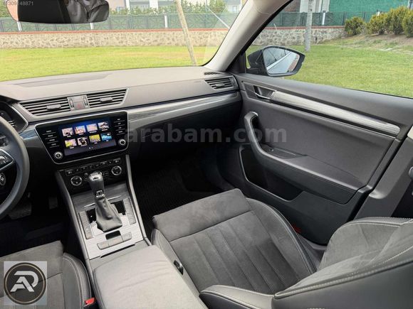 PODIUM AUTO 2023 SÜPER-B PRESTİJ CAM TAVAN K.ISITMA GERİ GRŞ