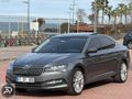 PODIUM AUTO 2023 SÜPER-B PRESTİJ CAM TAVAN K.ISITMA GERİ GRŞ