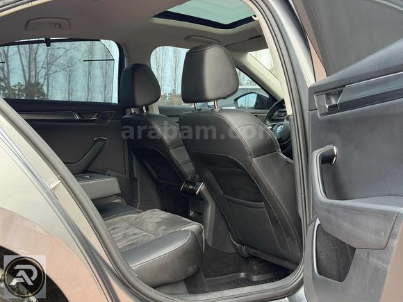 PODIUM AUTO 2023 SÜPER-B PRESTİJ CAM TAVAN K.ISITMA GERİ GRŞ