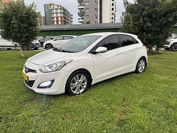 2013 Model İ30 Otomatik