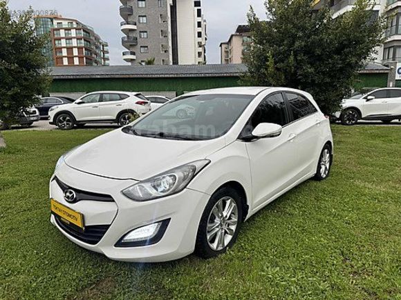 2013 Model İ30 Otomatik