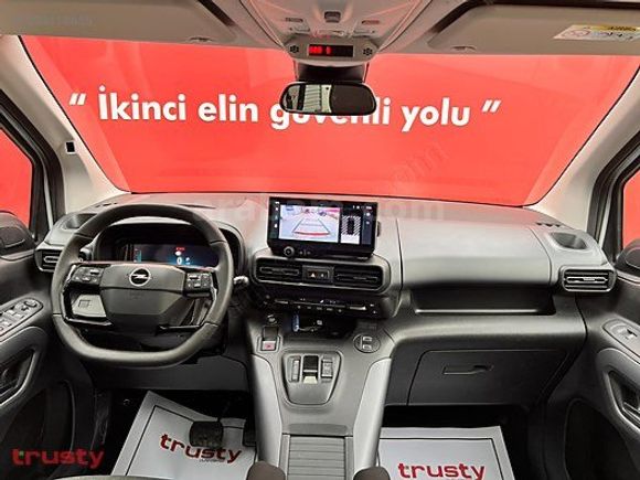 TRUSTY ONATÇA'DAN OPEL COMBO ULTİMATE