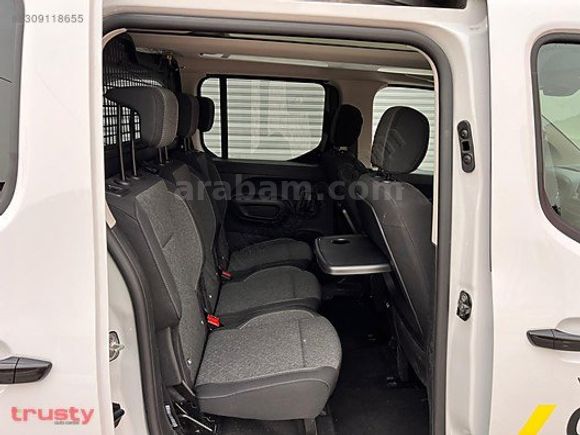TRUSTY ONATÇA'DAN OPEL COMBO ULTİMATE