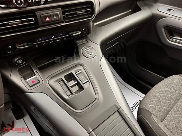 TRUSTY ONATÇA'DAN OPEL COMBO ULTİMATE