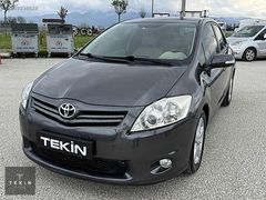 TEKİN MOTORS'dan Auris 1.4 D-4D Comfort Extra 161.000 km