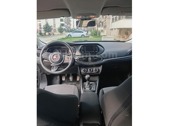 Sahibinden Fiat Egea 1.4 Fire Easy 2023 Model
