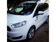 Öğretmenden Ford Tourneo Courier 1.6 TDCi Journey Titanium Plus 2016 Model 