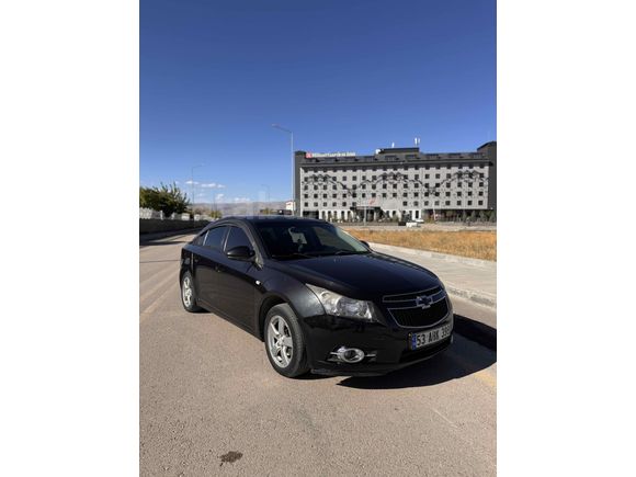 Sahibinden Chevrolet Cruze 1.6 LT 2012 Model  215.000 km Siyah