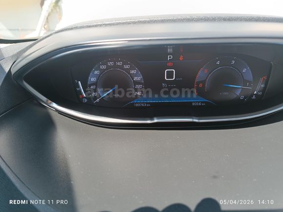 Sahibinden Peugeot 5008 1.5 BlueHDI Allure Selection 2020 Model  190.000 km Füme