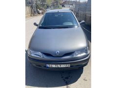 Sahibinden Renault Laguna 2.0 RXE 1996 Model 