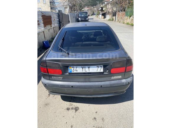 Sahibinden Renault Laguna 2.0 RXE 1996 Model 