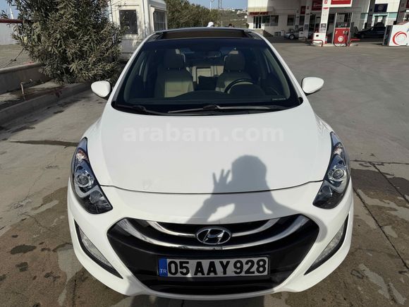 Sahibinden Hyundai i30 1.6 CRDi Elite 2012 Model 