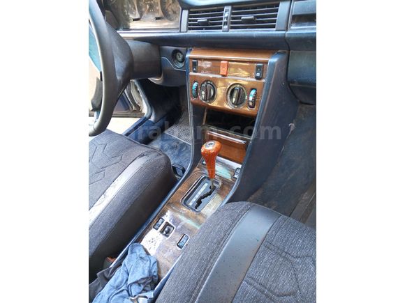 Sahibinden Mercedes - Benz 250 D 1986 Model