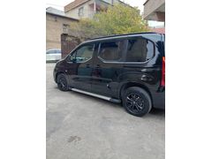 Sahibinden Fiat Doblo Combi 1.5 BlueHDi Premio 2025 Model