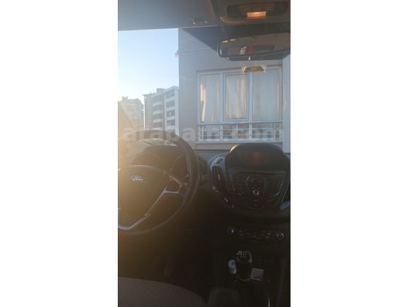 Sahibinden Ford Tourneo Courier 1.6 TDCi Titanium Plus 2014 Model 