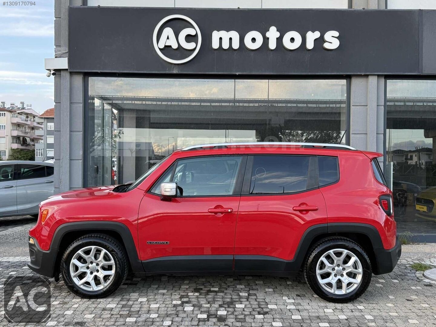 AC MOTORS/BOYASIZ TRAMERSİZ/2015/LİMİTED JEEP RENEGADE 1