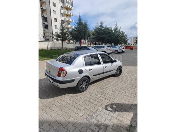 2005 model klimalı Renault Clio symboll