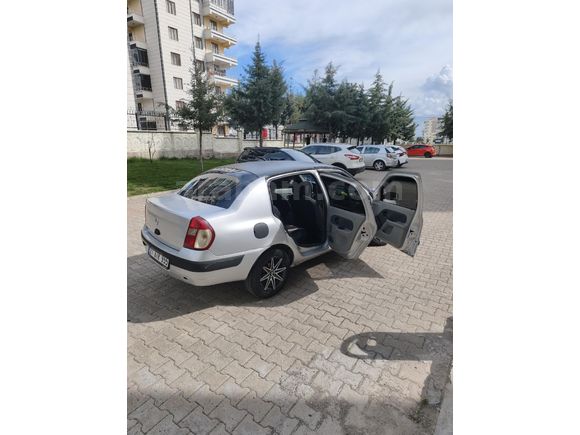 2005 model klimalı Renault Clio symboll