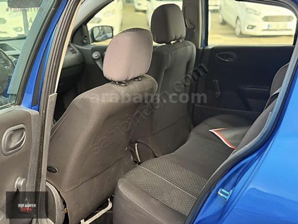 BEYGÜVEN AUTO'DAN 2005 RENAULT MEGANE TEMİZ BENZİN LPG 1.4
