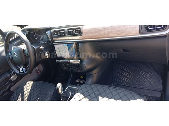 Sahibinden Citroen C3 1.2 PureTech Feel 2023 Model İstanbul