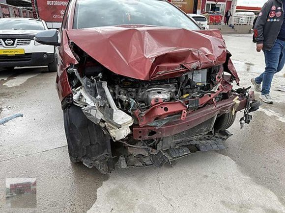 MERTLER OTO'DAN OTOMATİK 2013 MODEL ÇALIŞIR DURUMDA TOYOTA YARiS