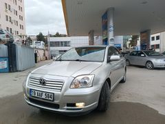 Memurdan Değişensiz Bakımlı Toyota Avensis