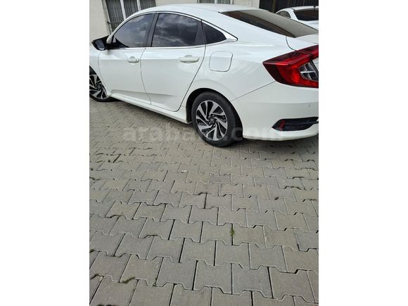 Sahibinden Honda Civic 1.6i VTEC Elegance 2016 Model
