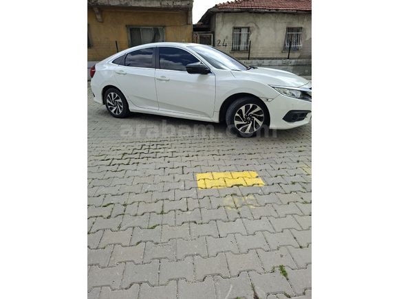 Sahibinden Honda Civic 1.6i VTEC Elegance 2016 Model