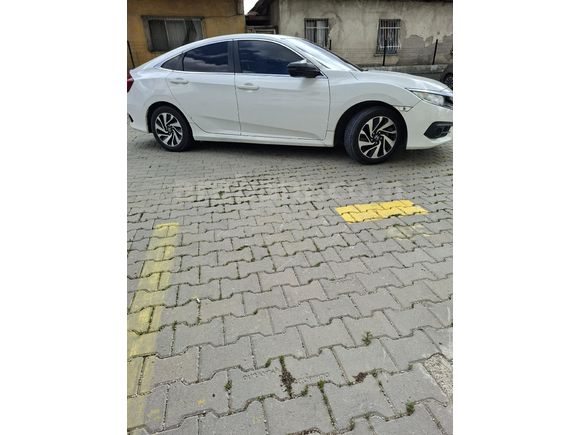 Sahibinden Honda Civic 1.6i VTEC Elegance 2016 Model