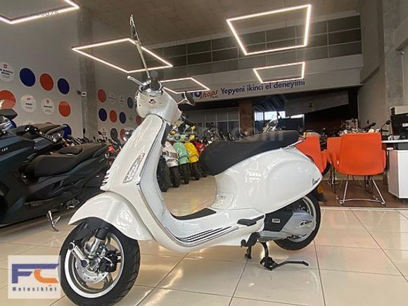 2024 VESPA PRİMAVERA 125 K.KARTINA VADE FARKSIZ TAKSİT İMKANI