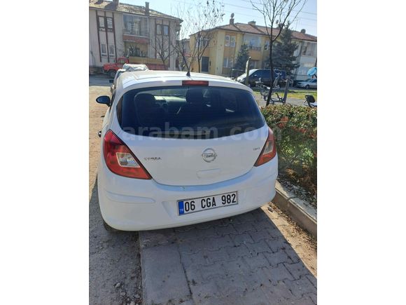 Sahibinden Opel Corsa 1.3 CDTI essentia 2014 Model 