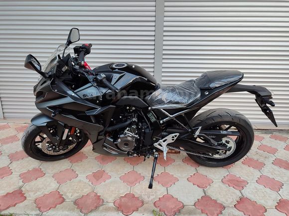 Sahibinden Suzuki GSX 8R Edremit HİÇ BİNİLMEDİ!!!