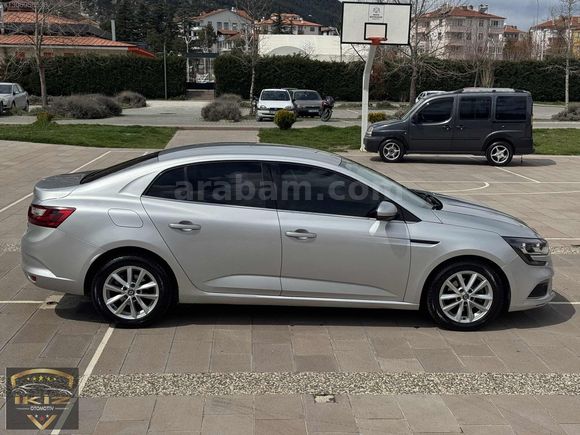 DEĞİŞENSİZ HASAR KAYITSIZ BAKIMLI MEGANE OTOMATİK