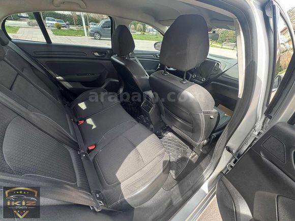 DEĞİŞENSİZ HASAR KAYITSIZ BAKIMLI MEGANE OTOMATİK