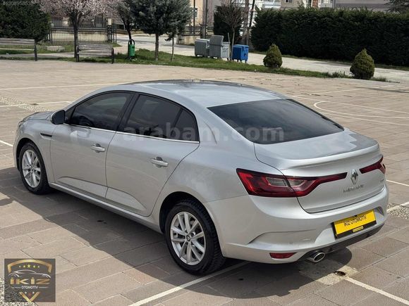 DEĞİŞENSİZ HASAR KAYITSIZ BAKIMLI MEGANE OTOMATİK