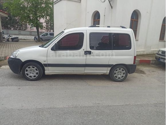 2006 PEUGEOT PARTNER 1.9 D KLİMALİ CİFT SURGU TEK KAPAK