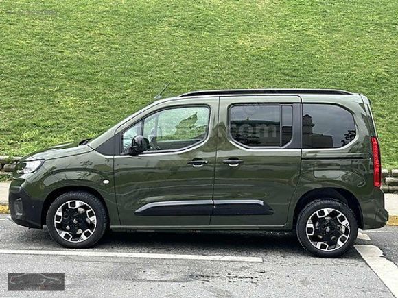 GALERİ 25'DEN 2025 FİAT DOBLO 1.5 BLUEHDI PREMİO PLUS