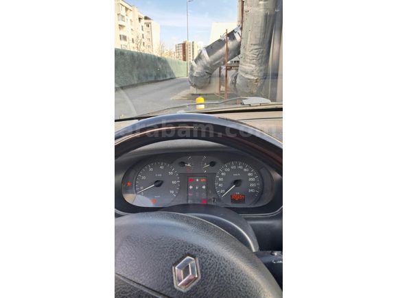 Sahibinden Renault Megane 1.6 RTE 2000 Model