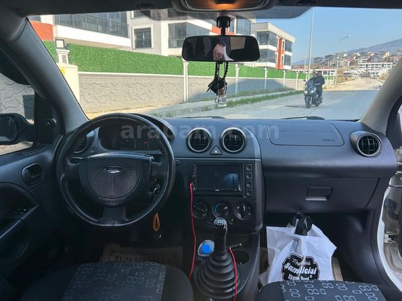 Sahibinden yıpranmamış düzgün araç