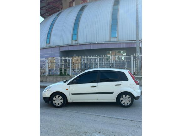 Sahibinden yıpranmamış düzgün araç