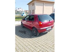 Sahibinden Fiat Palio 1.2 EL 2001 Model  260.000 km Bordo
